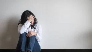 Understanding What Is Anxiety- Symptoms, Causes, & Solutions